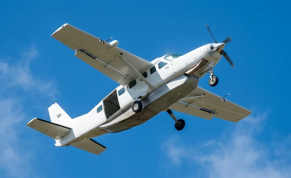 Vliegtuig van Skydive Venlo type Cessna Soloy